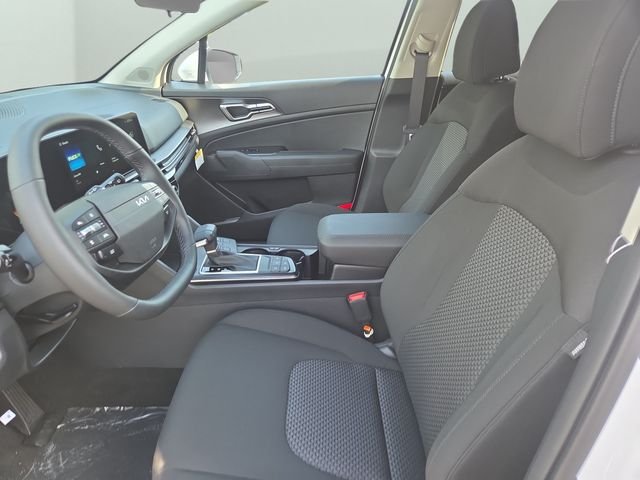 New 2026 Glacial White Pearl Kia LX image 20