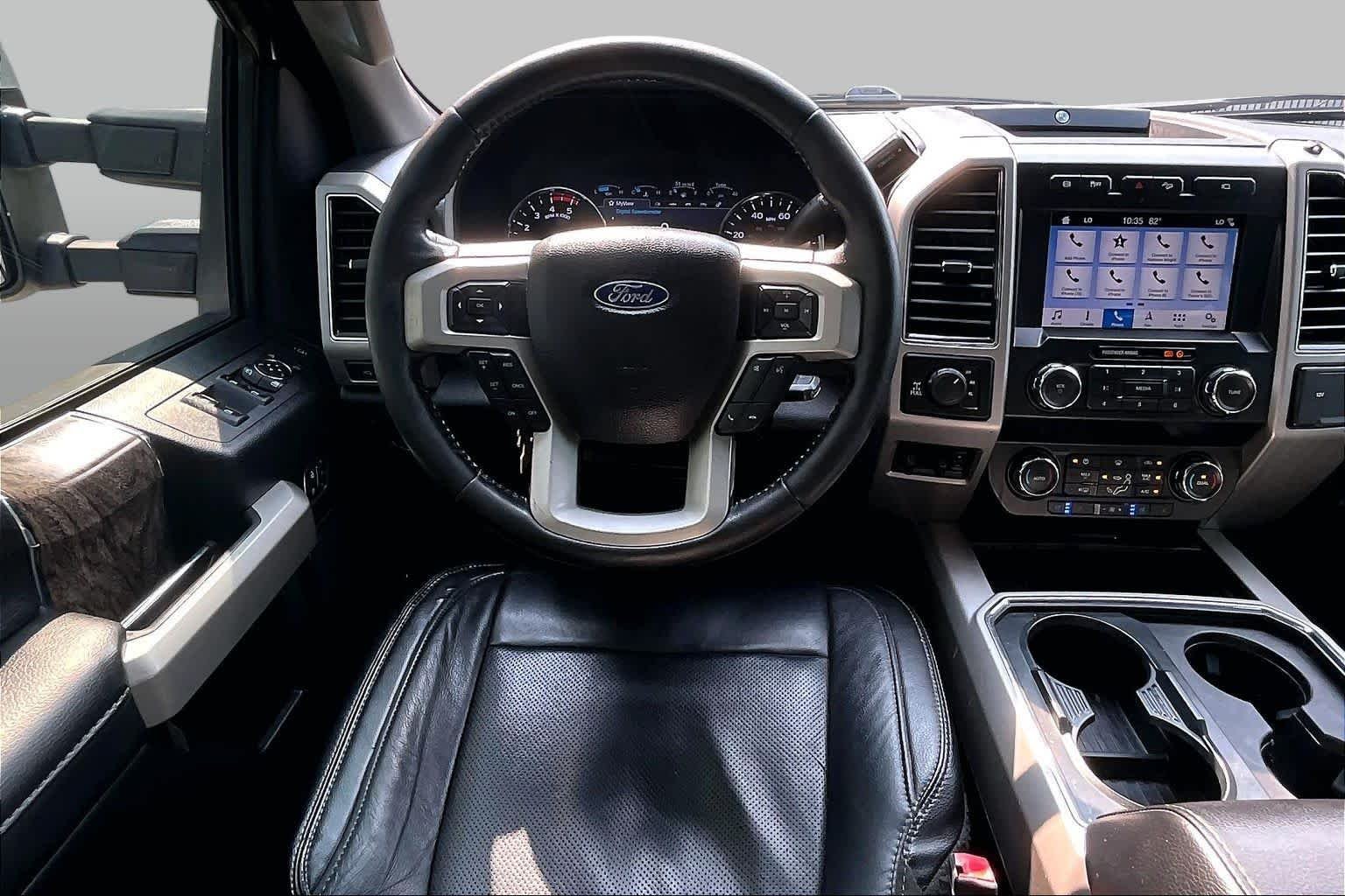Used 2019 Ingot Silver Metallic Ford LARIAT image 4