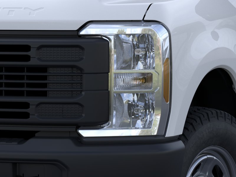 New 2025 Oxford White Ford F-350® XL image 18