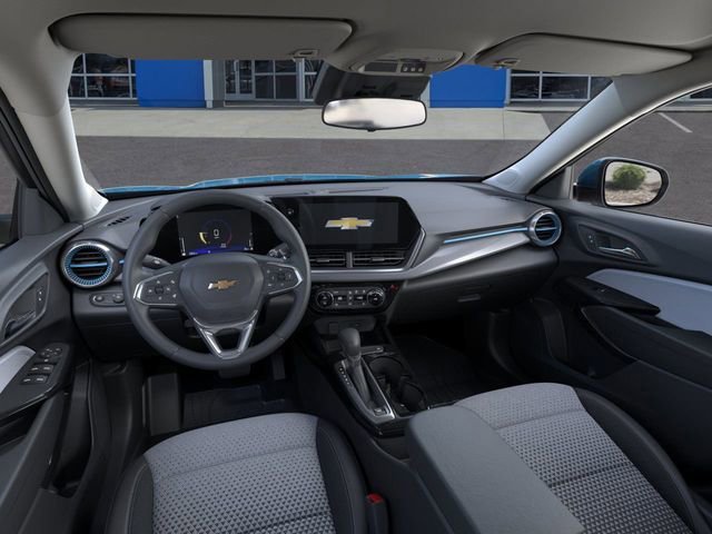 2025 Chevrolet Trax LT - Photo 41