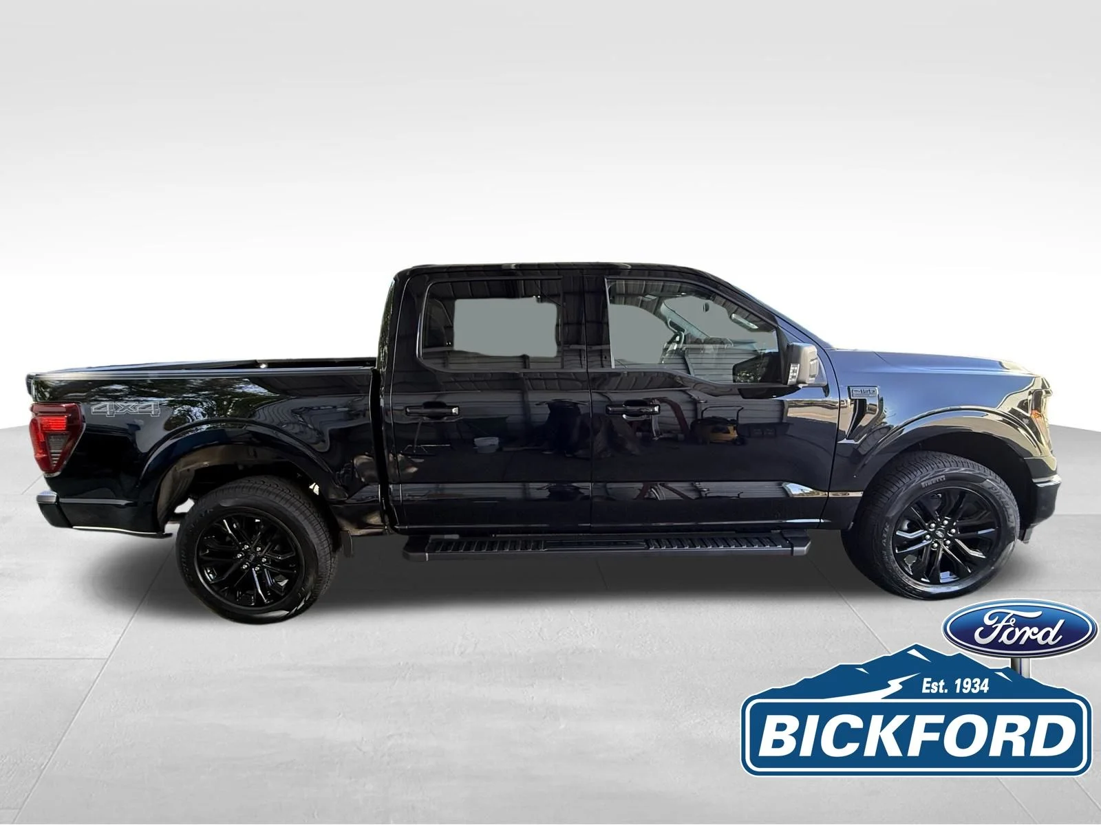 New 2026 Black Ford XLT image 4