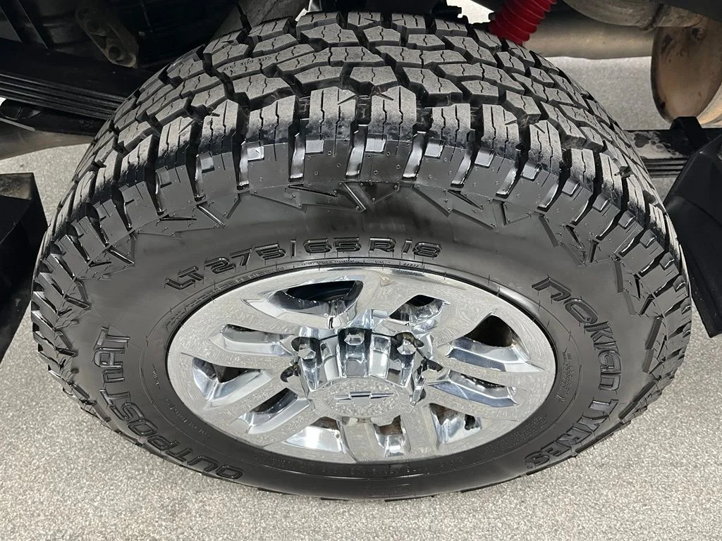 Used 2018 White Chevrolet LTZ image 17