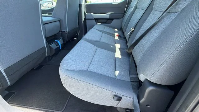 New 2026 Oxford White Ford F-250® XL image 17