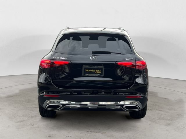 Used 2026  Mercedes-Benz GLC 300 image 4