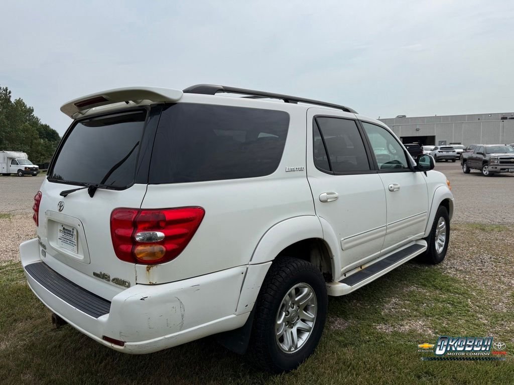 Used 2004  Toyota Limited image 3
