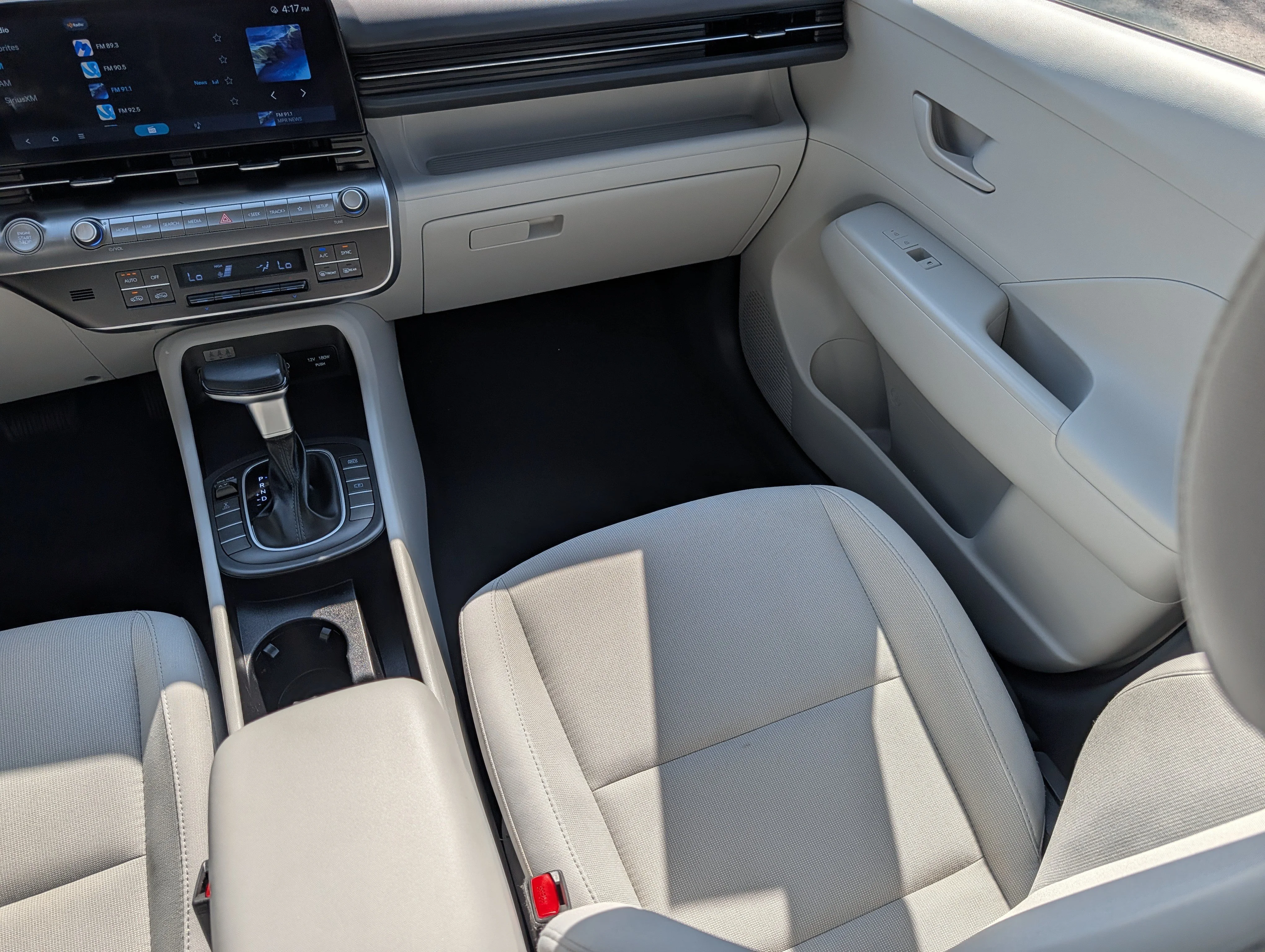 Used 2025 Mirage Green Hyundai SEL image 11