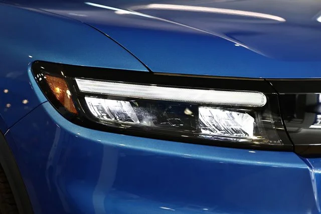 New 2026 Pacific Blue Honda EX image 2
