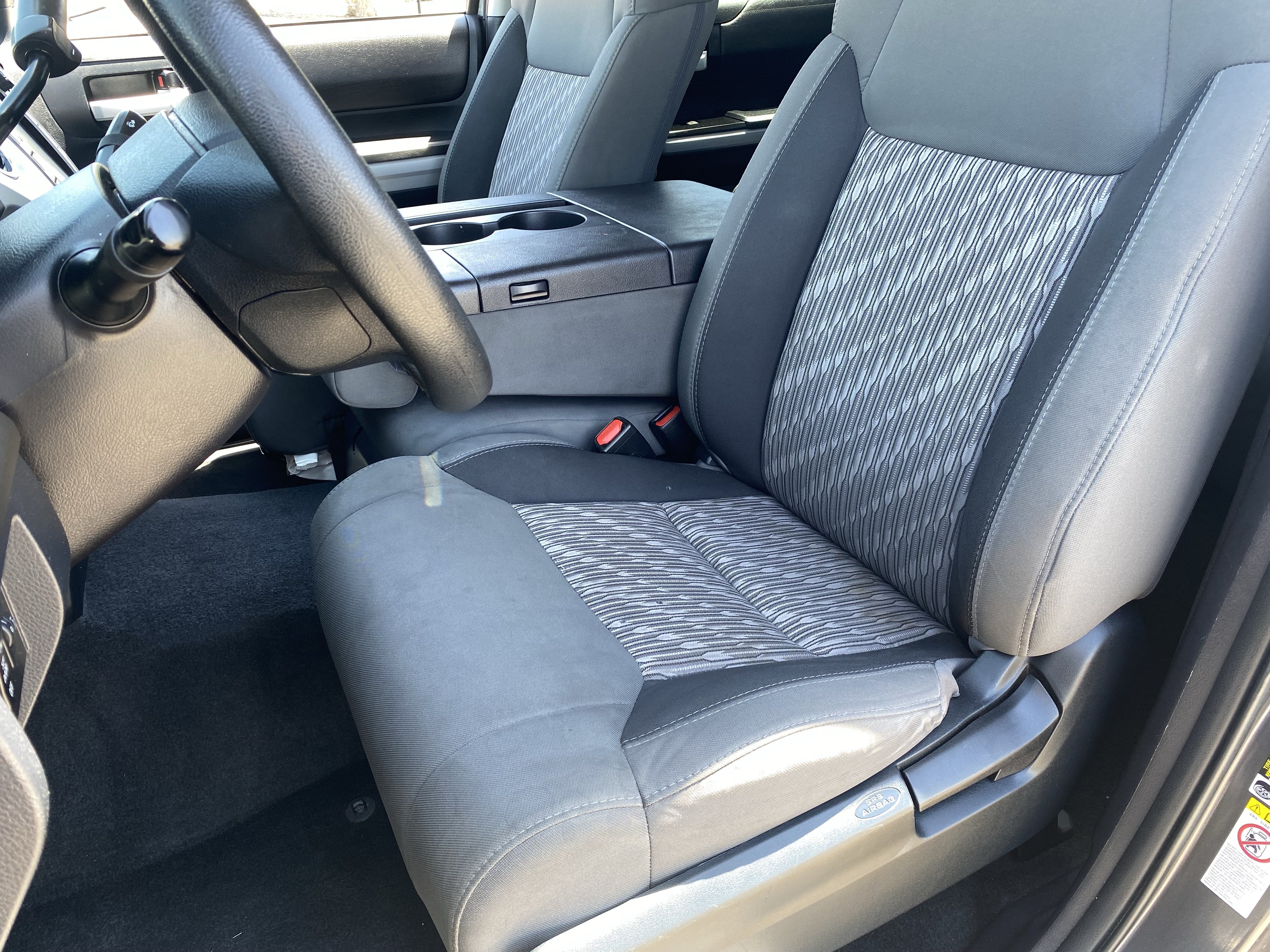 Used 2018 Magnetic Gray Metallic Toyota SR5 image 15