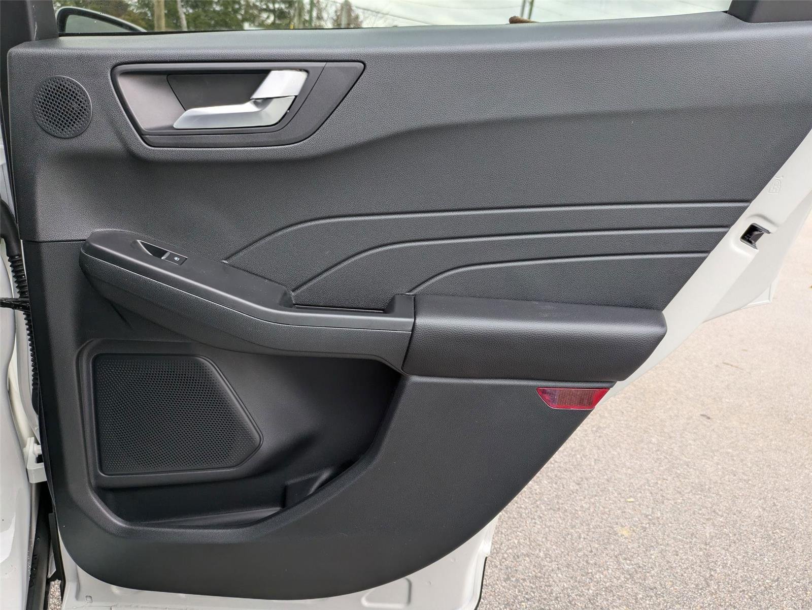 New 2025 Star White Metallic Tri-Coat Ford PHEV image 36
