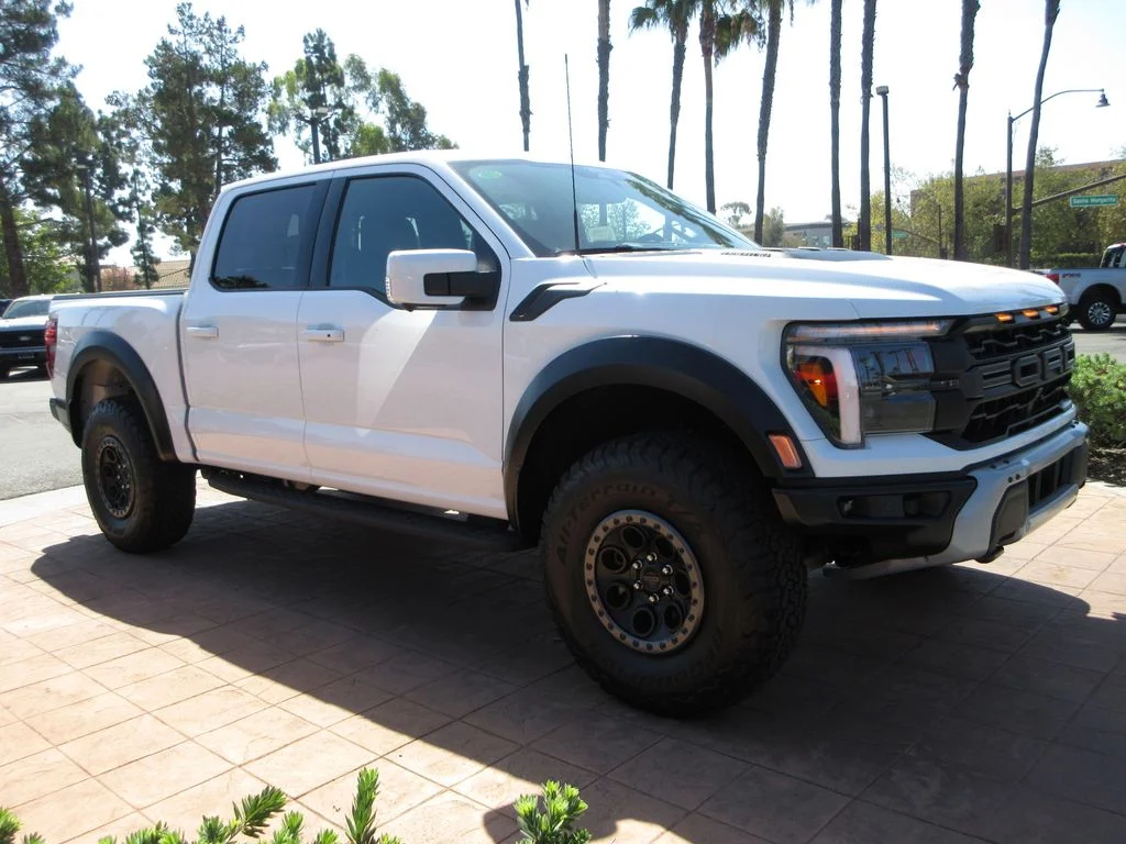 New 2026 Oxford White Ford Raptor image 7