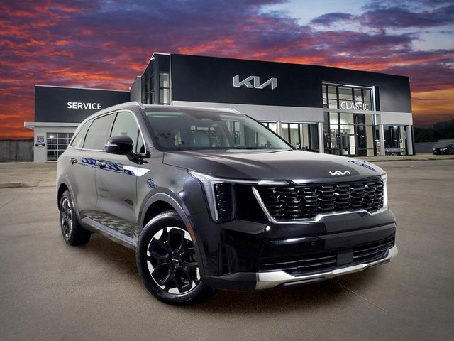 Pre-Owned 2024 Kia Sorento S