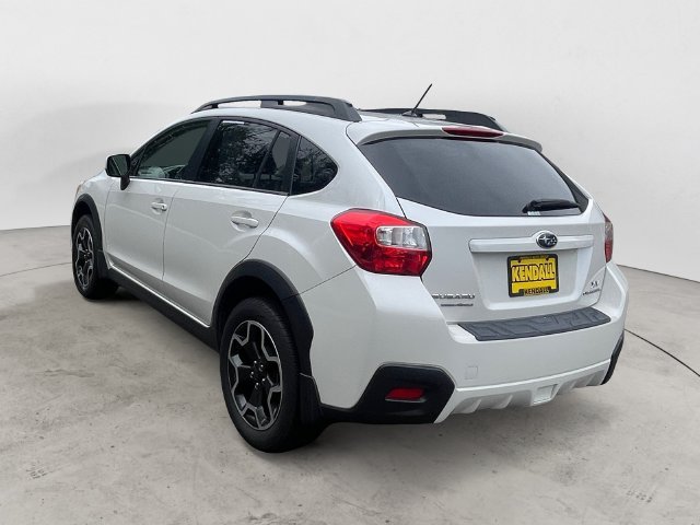 Used 2013 Satin White Pearl Subaru 2.0i Premium image 7