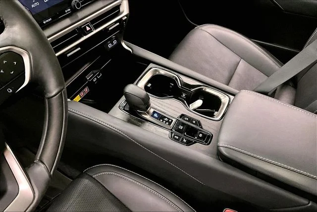 Used 2023 Iridium Lexus 350 Premium Plus image 17