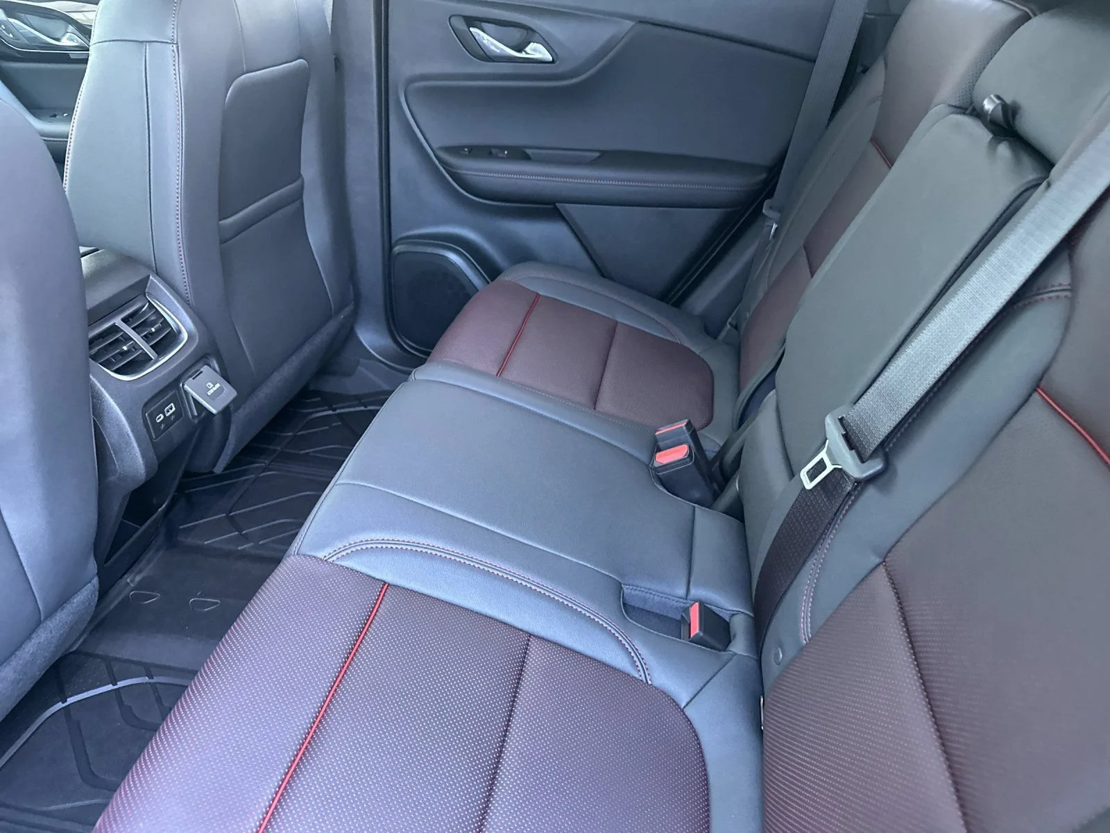 2026 Chevrolet Blazer RS - Photo 12