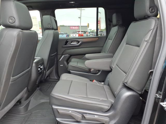 2026 GMC Yukon XL Denali - Photo 10