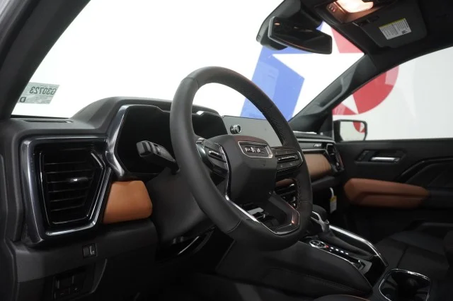 2026 GMC Canyon AT4 - Photo 20