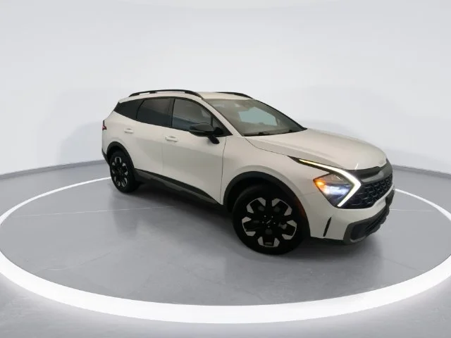 Used 2023 White Kia X-Line image 6