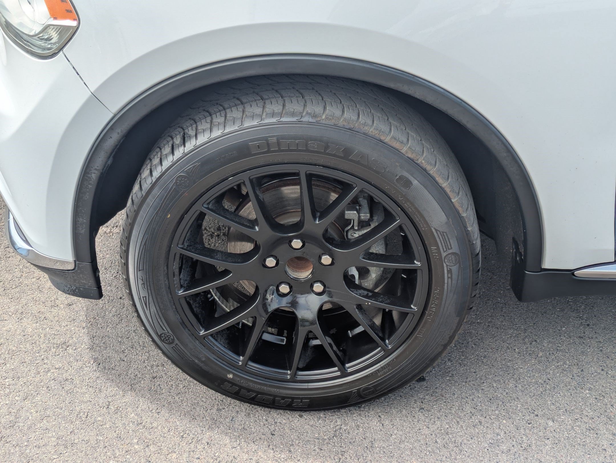 Used 2019 White Knuckle Clearcoat Dodge SXT image 11