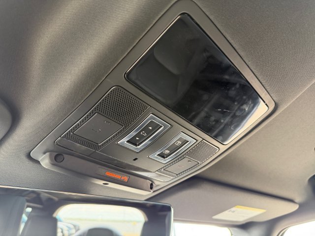 Used 2023 Gray Land Rover Carpathian Edition image 27