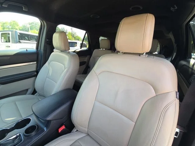 Used 2018 Gray Ford XLT image 25