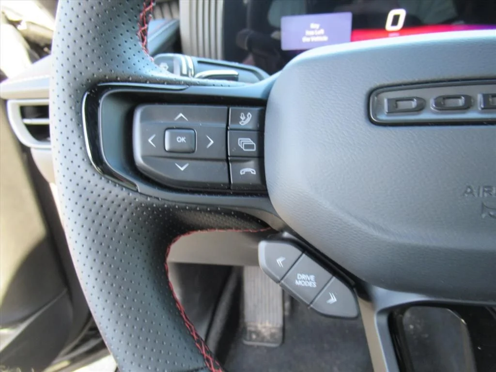 New 2026 Diamond Black Crystal Pearlcoat Dodge R/T image 21