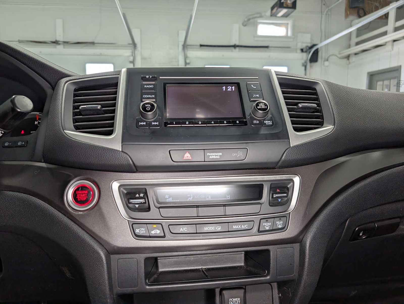 Used 2017 Lunar Silver Metallic Honda RT image 30