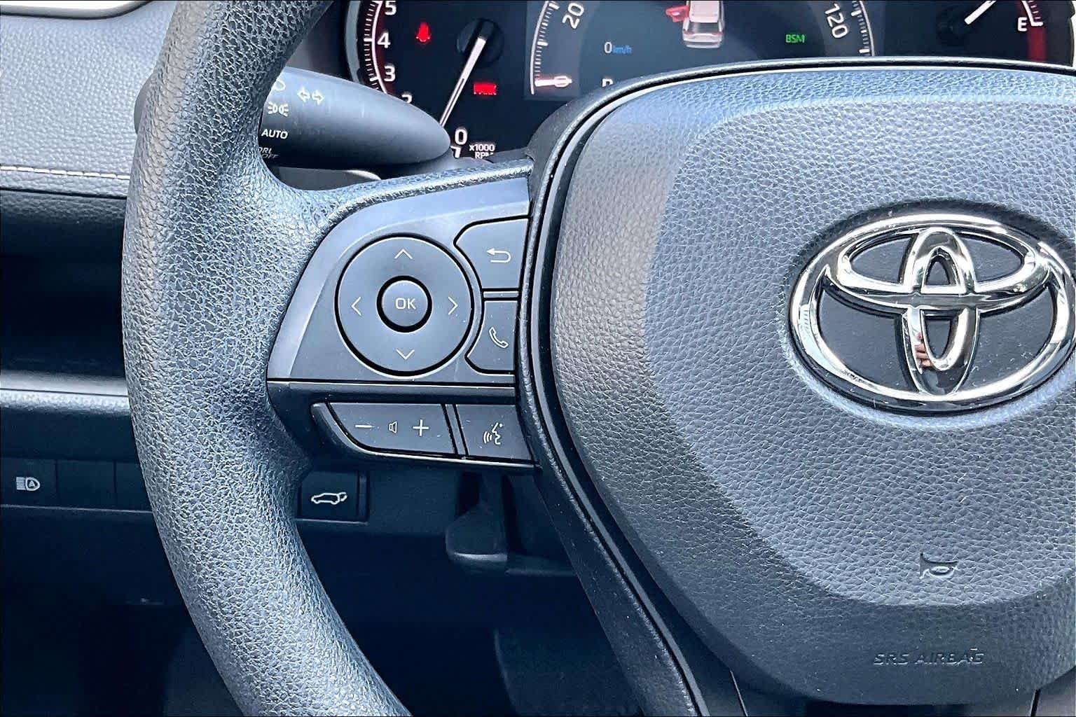Used 2024 Ice Cap Toyota XLE image 24