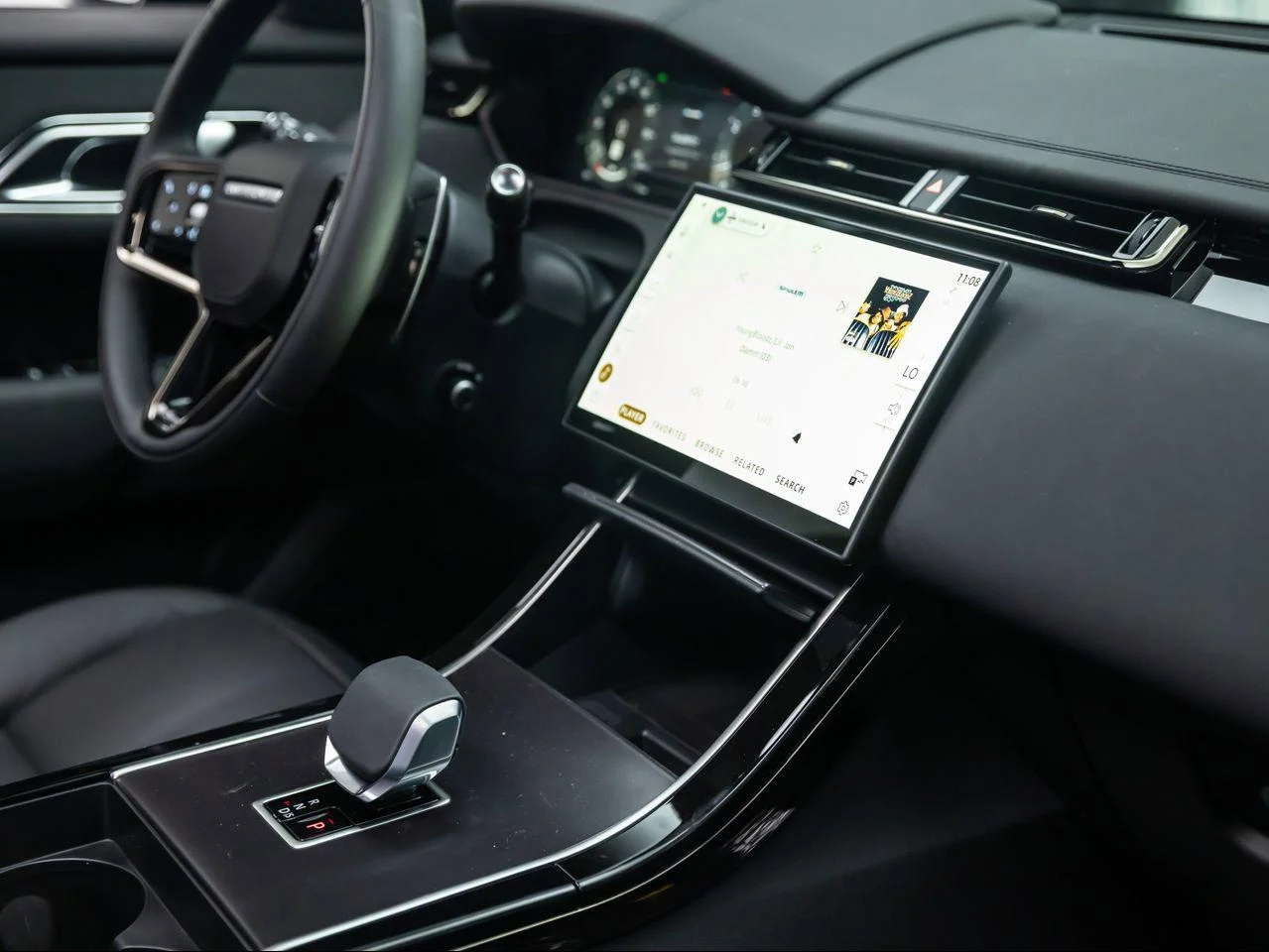 New 2026 Carpathian Grey Land Rover P250 Dynamic SE image 30