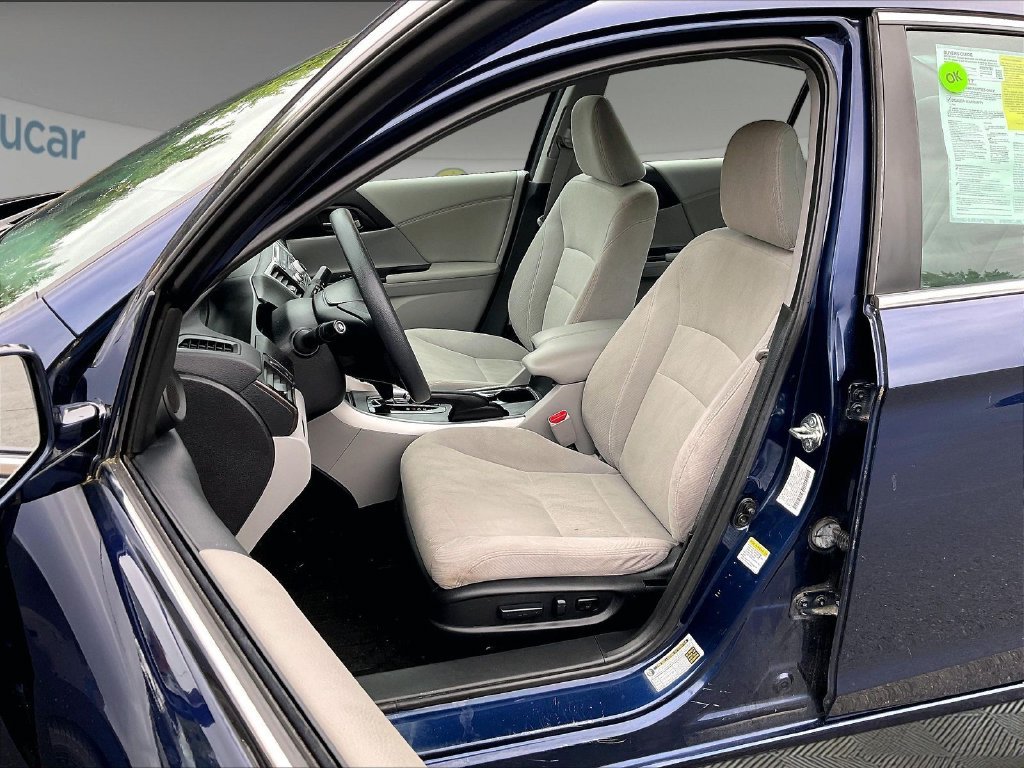 Used 2015 Blue Honda EX image 10