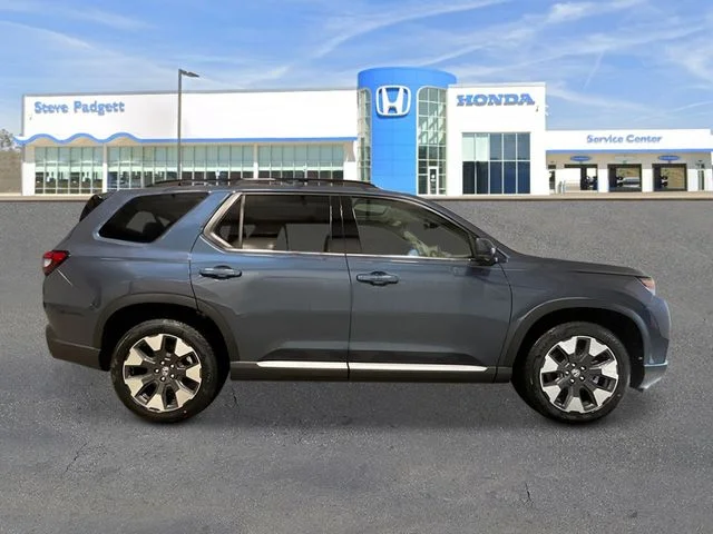 New 2026 Smoke Blue Pearl Honda Touring image 7