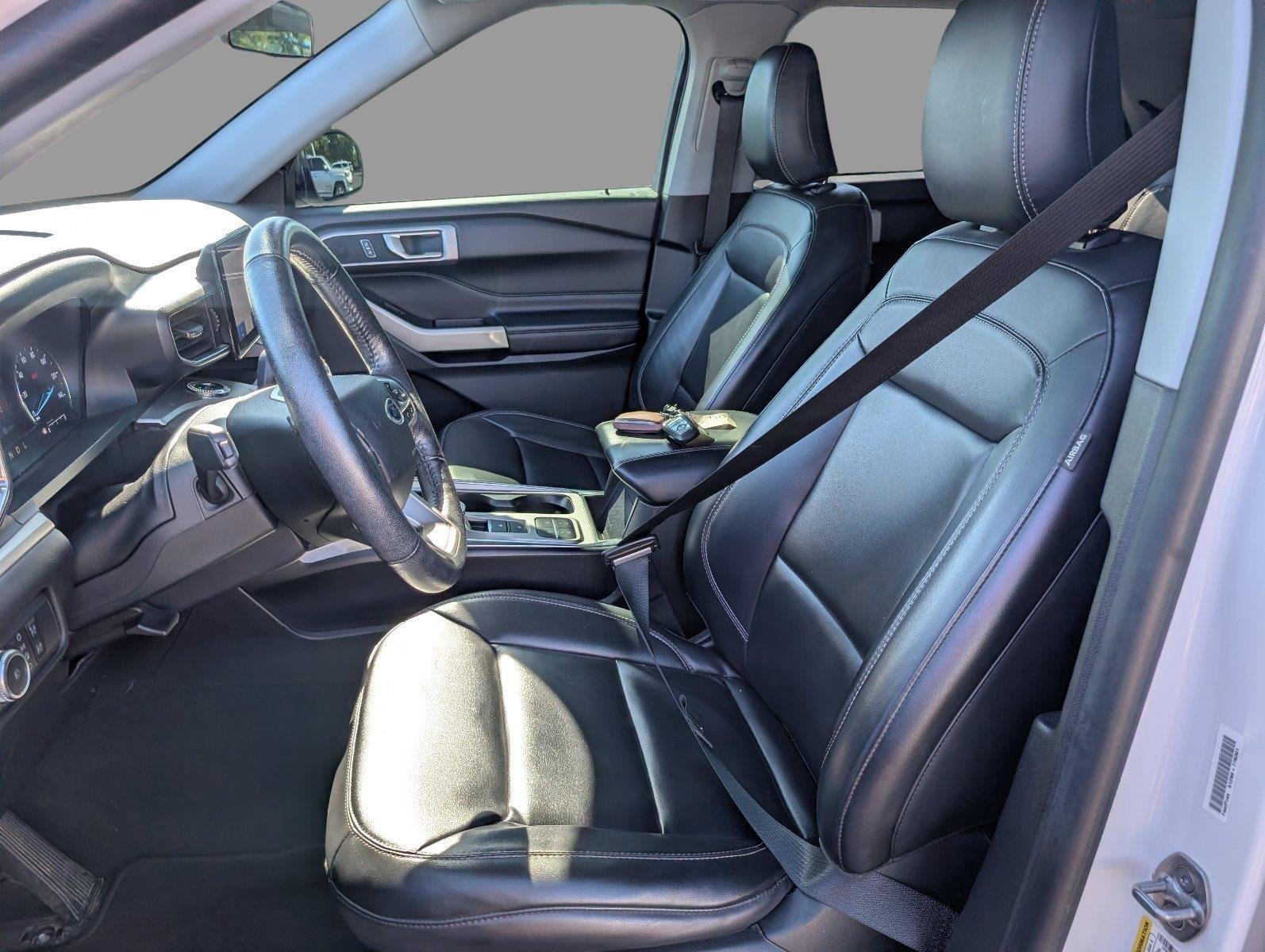 Used 2021 Oxford White Ford XLT image 17
