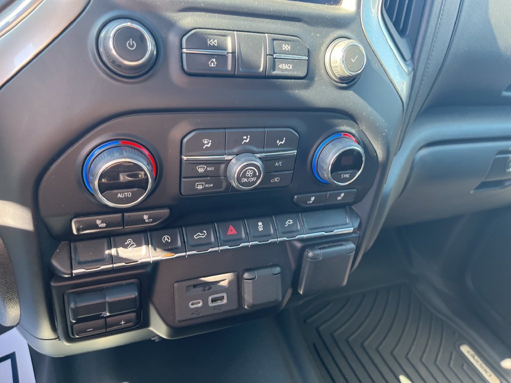 Used 2021 Silver Chevrolet LT image 20