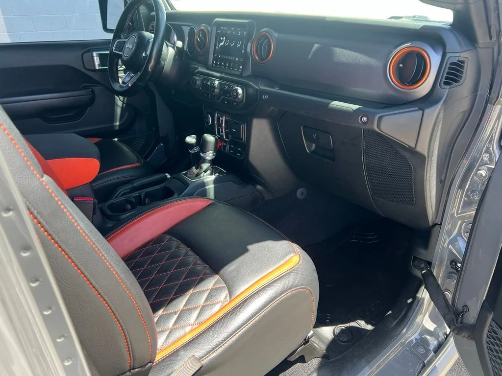 Used 2021 Sting Gray Clearcoat Jeep Mojave image 26