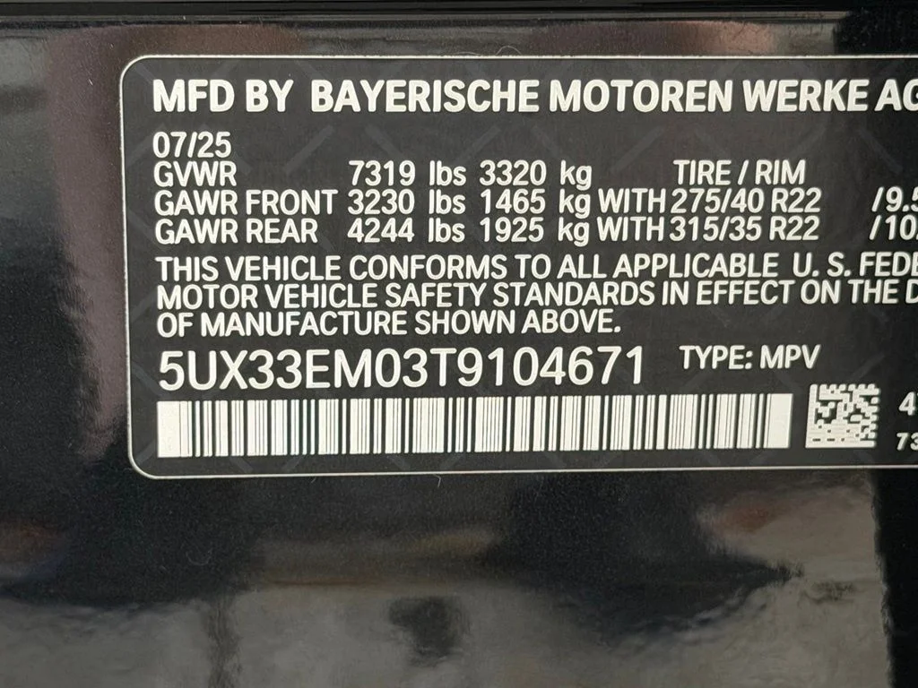Used 2026 Black BMW M60i image 49