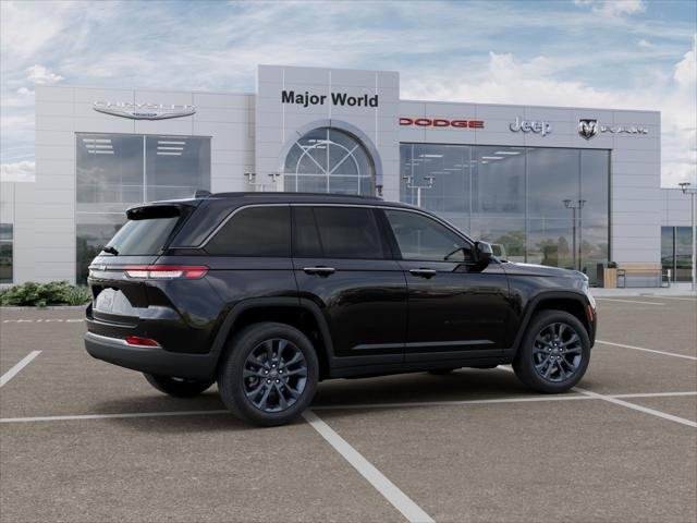 New 2026 Diamond Black Crystal Pearlcoat Jeep 85th Anniversary Edition image 4