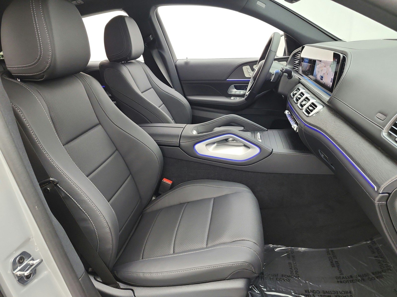 New 2026 MANUFAKTUR Alpine Grey Mercedes-Benz GLE 450 4MATIC® Coupe image 14
