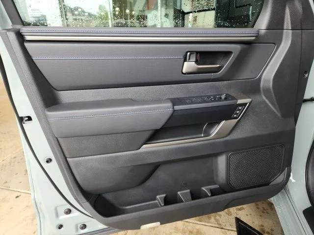 2026 Toyota Tundra Platinum - Photo 15