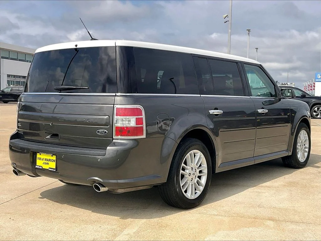 Used 2016 Ford Flex SEL with VIN 2FMGK5C8XGBA22289 for sale in Marion, IL
