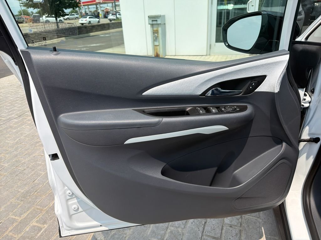 Used 2020 Summit White Chevrolet LT image 10