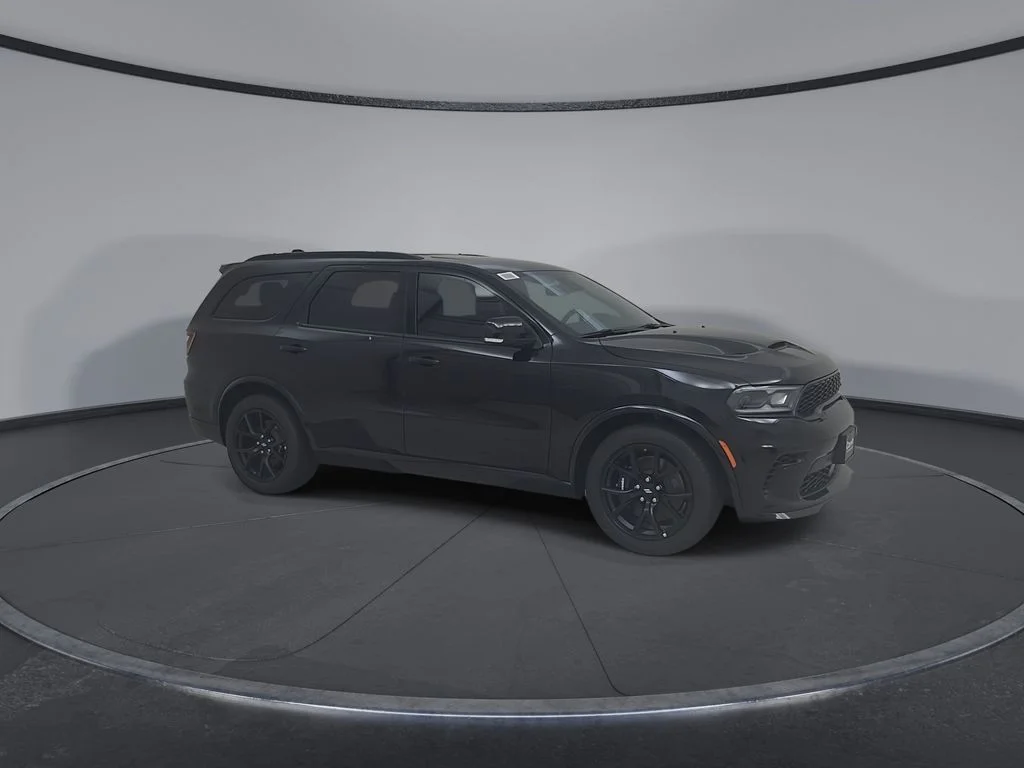 New 2026 Diamond Black Clear-Coat Exterior Paint Dodge GT Plus HEMI V8 image 2