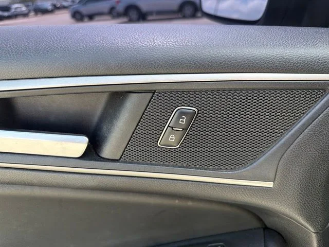 Used 2022 White Ford SEL image 13