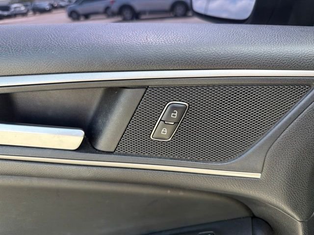 Used 2022 White Ford SEL image 13