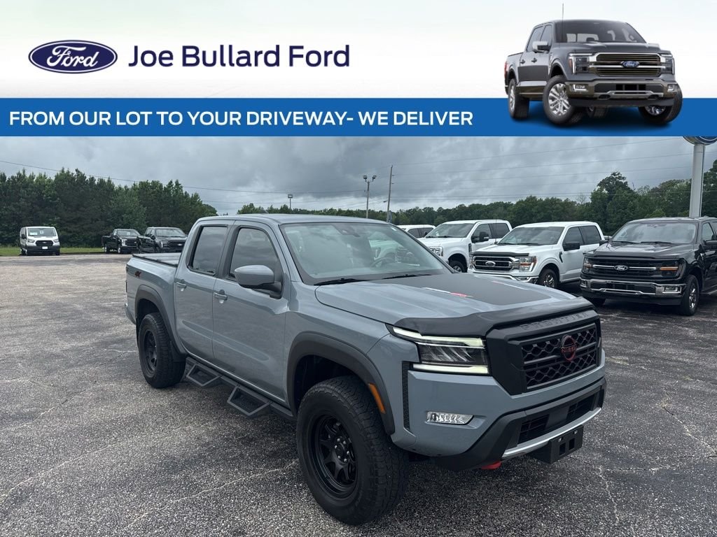 2024 Nissan Frontier PRO-4X Crew Cab 4X4's photo