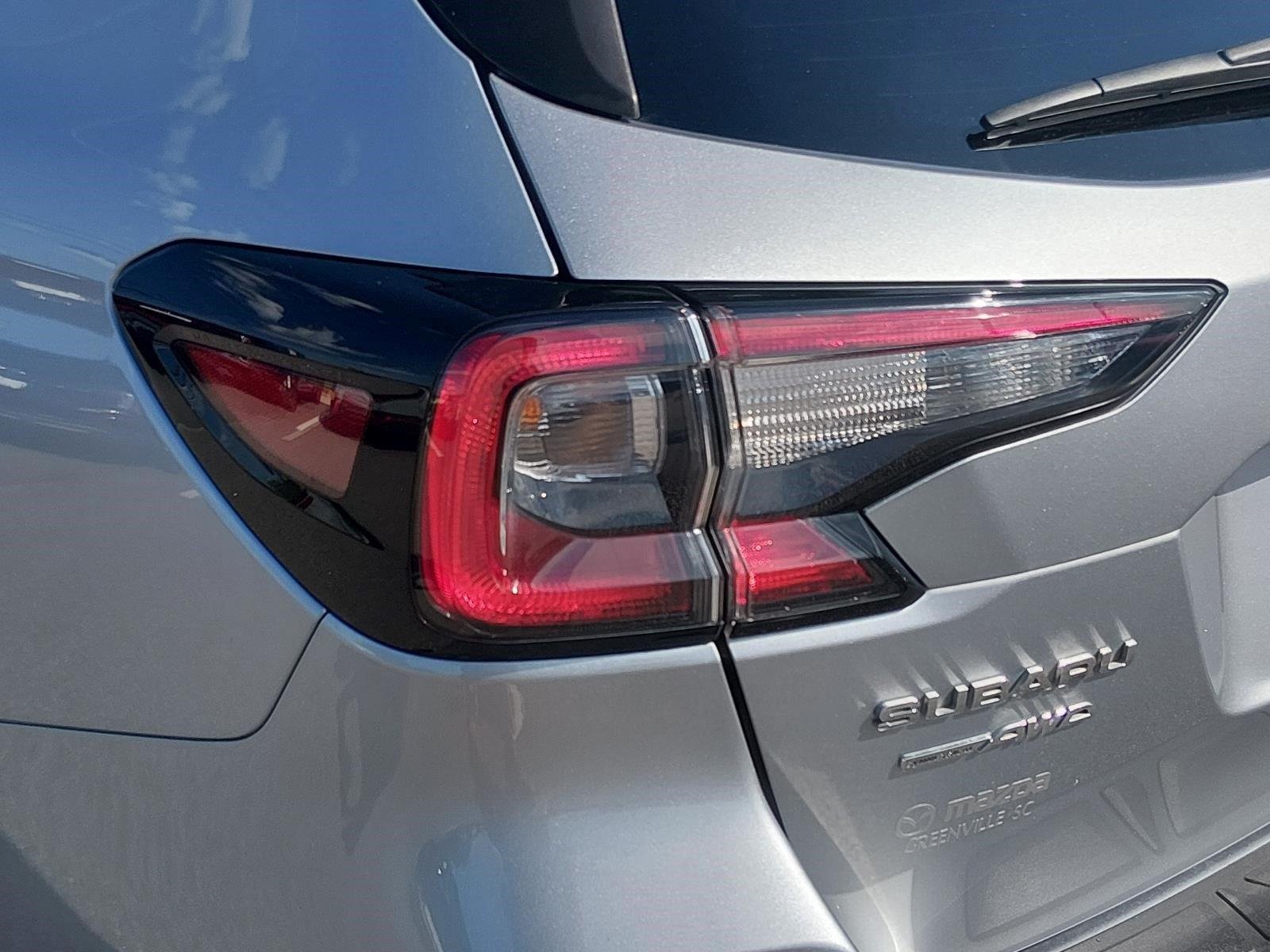 Used 2021 Ice Silver Metallic Subaru Premium image 13