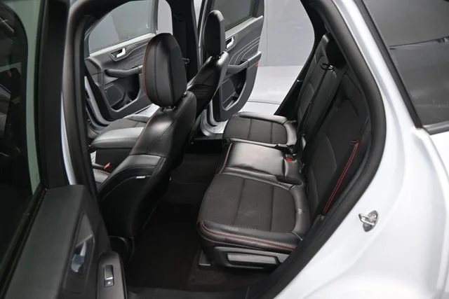 Used 2025 Silver Ford ST-Line image 15
