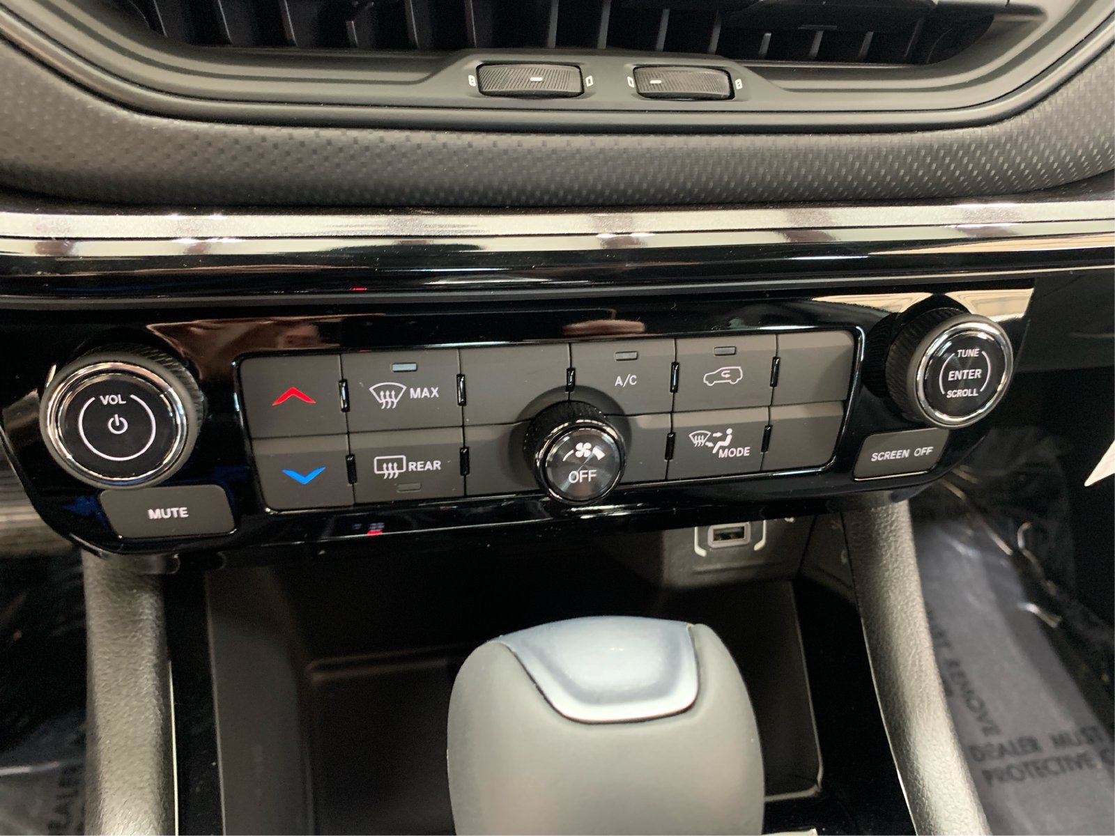 2026 Jeep Compass Latitude Altitude - Photo 25