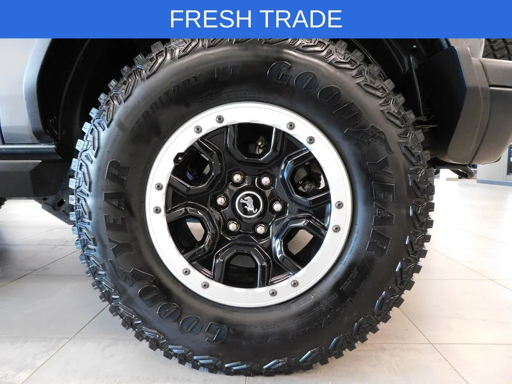 Used 2024 Carbonized Gray Metallic Ford Badlands image 10