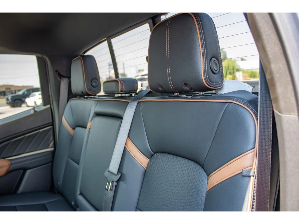 2026 GMC Canyon AT4 - Photo 20