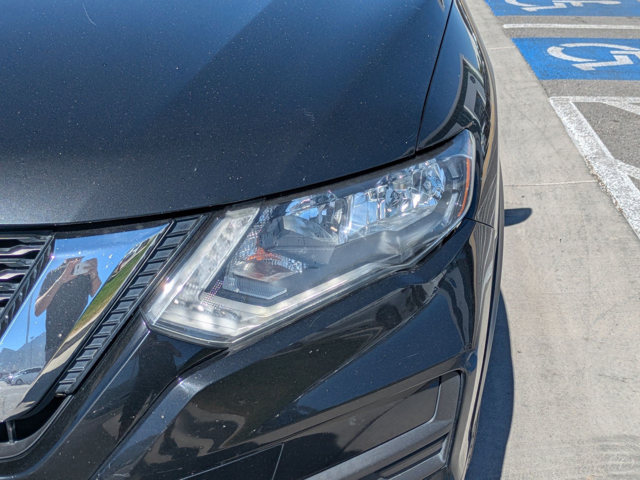 Used 2020 Magnetic Black Pearl Nissan S image 9