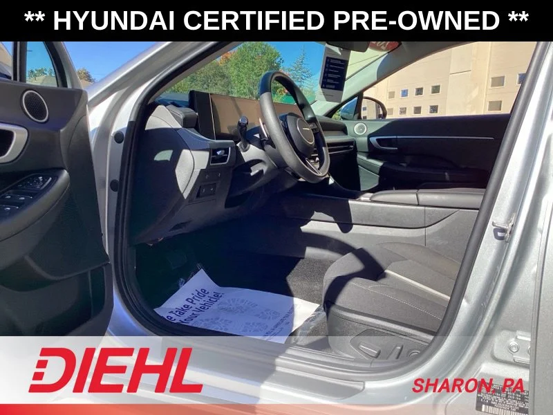 Used 2024 Silver Hyundai SEL image 19